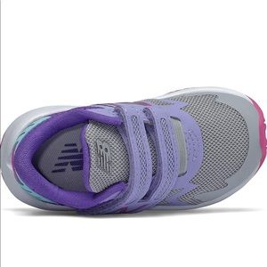 New Balance Toddler girl Shoes